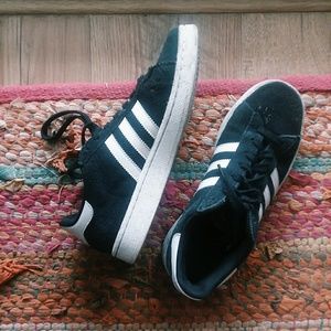 Adidas college sneakers